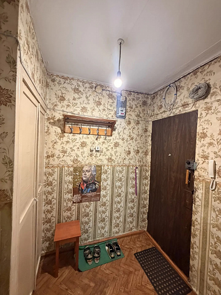 4 ком квартира по пр. Ленина 16