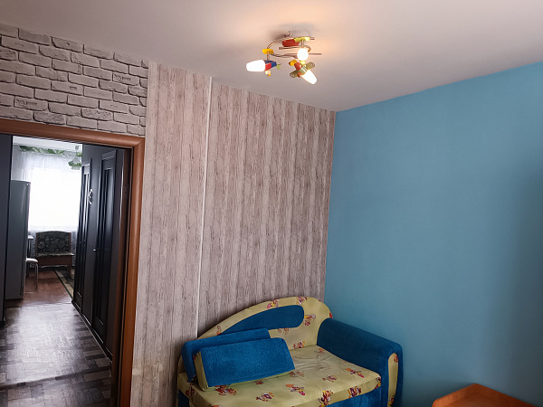 3 комн.квартира Мира,48