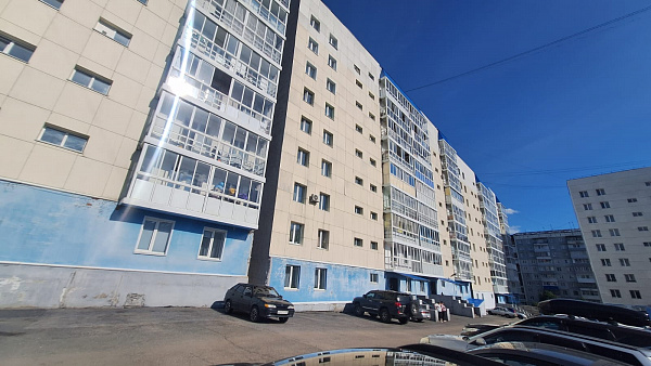 1ком квартира в 10-м микр-не д.27