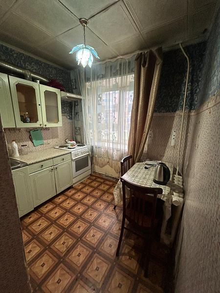 Сдам 3 комнатную квартиру