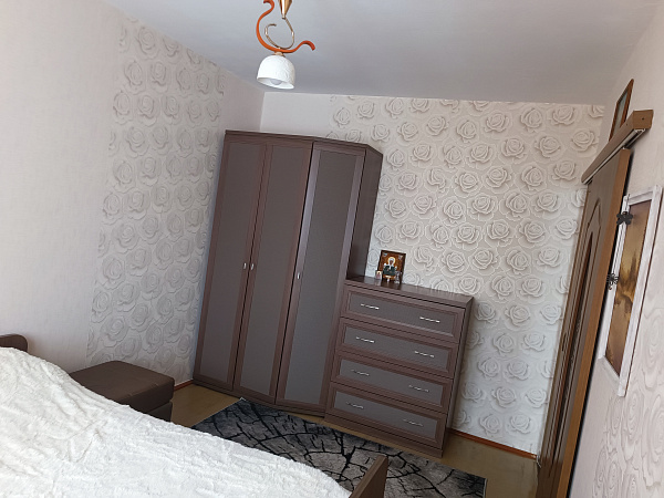 3 комн.квартира Мира,48