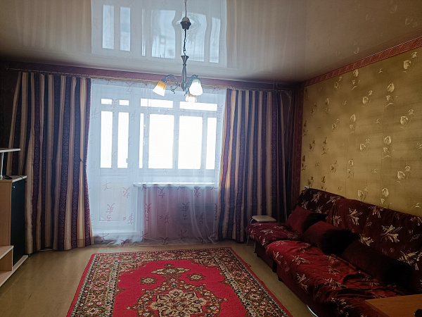 3 комн.квартира Мира,48