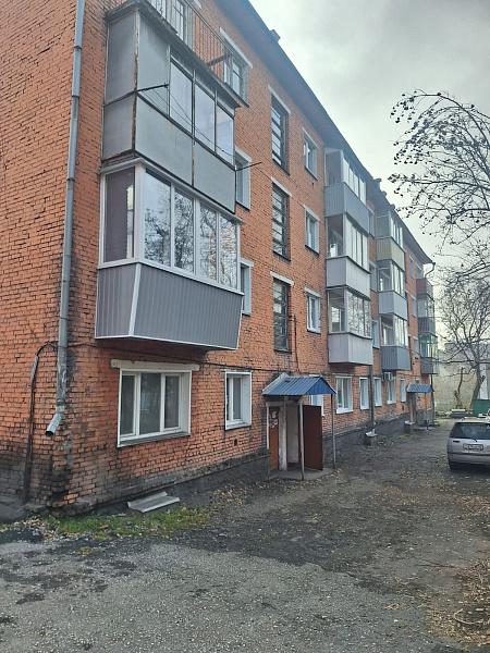 2ком квартира по ул.Коваленко 12