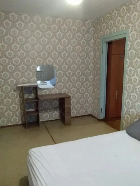 2-ка, ул.  Есенина 4
