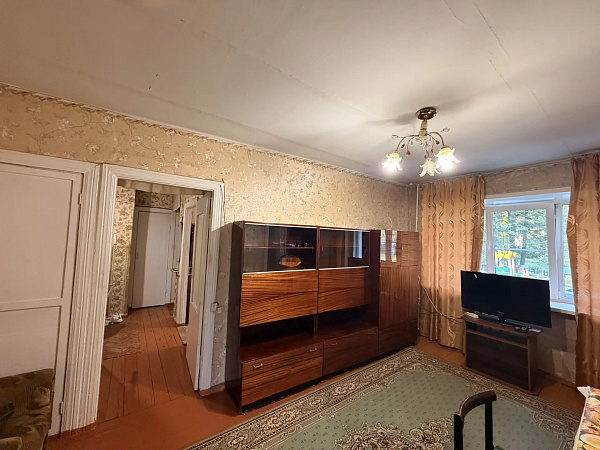 4 ком квартира по пр. Ленина 16