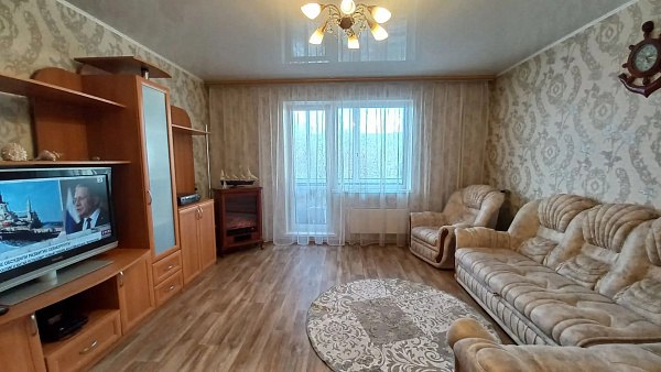 2 комн по Гайдара 44