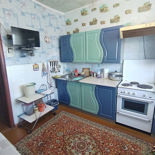 2 ком квартира Пионерская 2