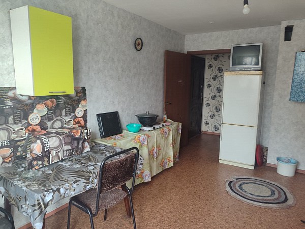 комната по ул. Тореза 91 б
