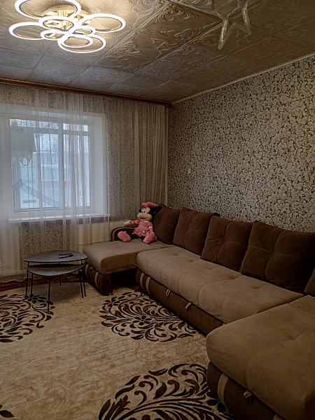 3-к Черных 8