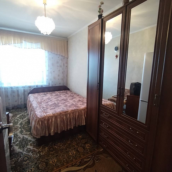 3 ком -квартира Большевитская 14