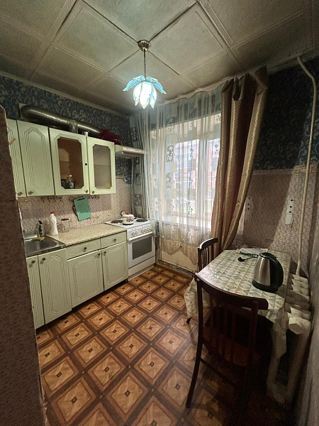 Сдам 3 комнатную квартиру