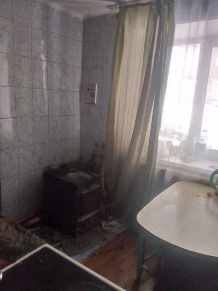 2 ком.ул. Веселая 43
