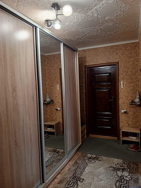 3-к Черных 8