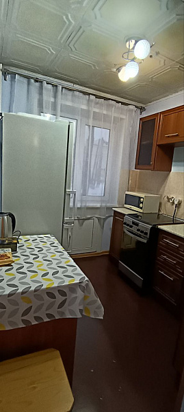 Сдам 1 комнатную квартиру на ул Студенческая 1/1
